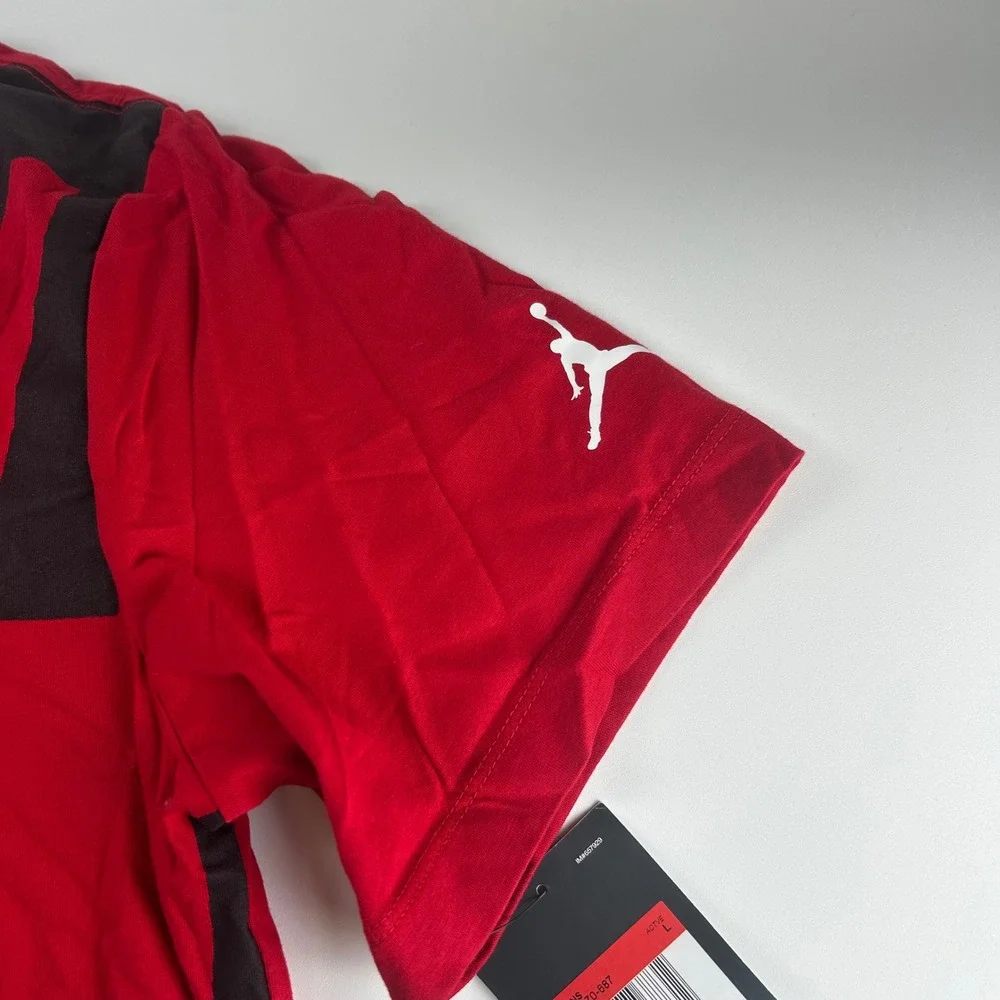 Nike Air Jordan Men's L Red & Black short sleeve Basketball Athletic Tshirt NWT